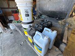 John Deere Oil & Coolant 