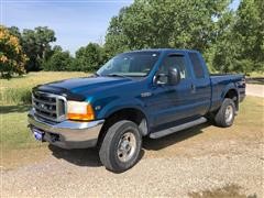 2001 Ford F250 Super Duty Lariat 4x4 Extended Cab Pickup 