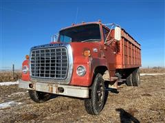 1974 Ford LN700 S/A Grain Truck 