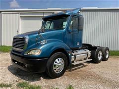 2005 Freightliner Columbia 120 T/A Truck Tractor 