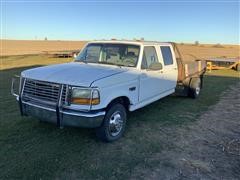 1995 Ford F350 XL 2WD Crew Cab Flatbed Pickup 