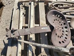 items/2af3b8f1cbdeed11a81c6045bd4cc723/antiquefarmequipment-5_312f0219f8f843c691220a0a71f8025f.jpg