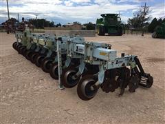 Orthman 1tRIPr Strip Till Machine 