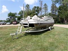 2006 Voyager Marine 20' Pontoon W/Canopy & Trailer 