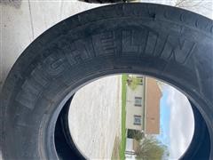 items/2b9251ec72ccec11bea200155d72f54a/trailertrucktires_19735372ba9a43c0b5241c5b0ec5bf55.jpg