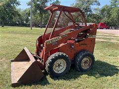 Gehl 2500 HydraCat Skid Loader 