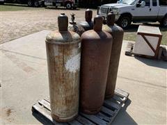 100LB Propane Tanks 