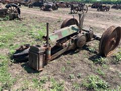 John Deere B 2WD Tractor 