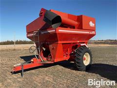 E-Z Trail 475 Grain Cart 