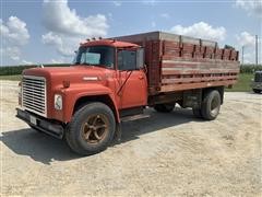 1974 International Loadstar 1600 16' Grain Truck W/ Giant Box 