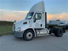 2011 Freightliner Cascadia 113 S/A Truck Tractor 