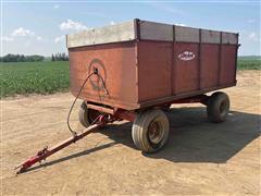 Stan-Hoist Harvest Wagon 
