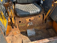 items/2c60f6bafe48ef11b4ad000d3acfdee0/case1845skidsteer-8_6e013b7120f541b88e97ff359cbf5c4a.jpg