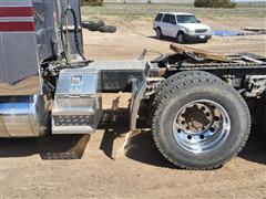 items/2cb079518ced4859a45412e8938afdb3/2007peterbilt379tractortruck_a063ae3f6b244c0a8ccb796c3de6d362.jpg