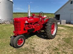 1954 Farmall Super M T/A 2WD Tractor 