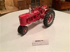 Farmall H 1/8th Scale Toy Tractor 