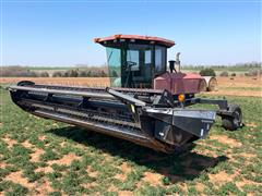 1999 MacDon 9300 Self-Propelled Windrower 