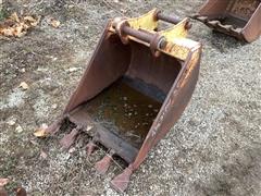 Caterpillar 5 Tooth Digging Bucket 