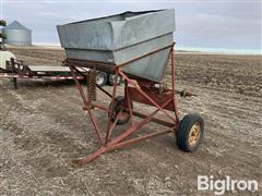 Oliver Dry Fertilizer Spreader 