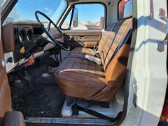 items/2e4a490550abed119ac400155d423b69/1976chevroletc65graintruck-23_3660f57f5bcc43279fcab0b90aec7159.jpg