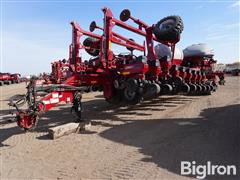 2014 Titan YieldTrac TM24R30 Tracked Planter 