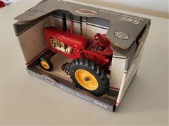 Ertl Massey Harris 555 Collector Tractor Toy In Box 