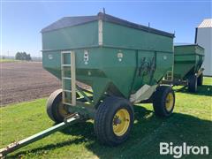 J & M 350-20 Gravity Wagon 