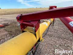 items/2e86133154f4ef11a4de002248916f6f/westfield-mks100-83-auger-w-swing-out-hopper_3235035bfbcf4841a75d6f194c83c89a.jpg