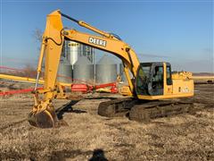 2006 John Deere 200C LC Excavator 