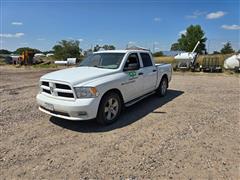 2012 RAM 1500 ST 4x4 Crew Cab Pickup 