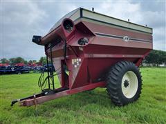 J&M 750-14 Grain Cart 