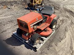 Allis-Chalmers 811GT Lawn Mower Tractor 