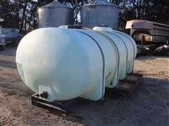 1635-Gallon Poly Horizontal Tank W/Steel Frame 