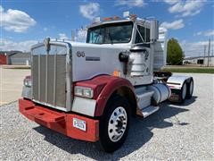 1998 Kenworth W900 T/A Day Cab Truck Tractor 