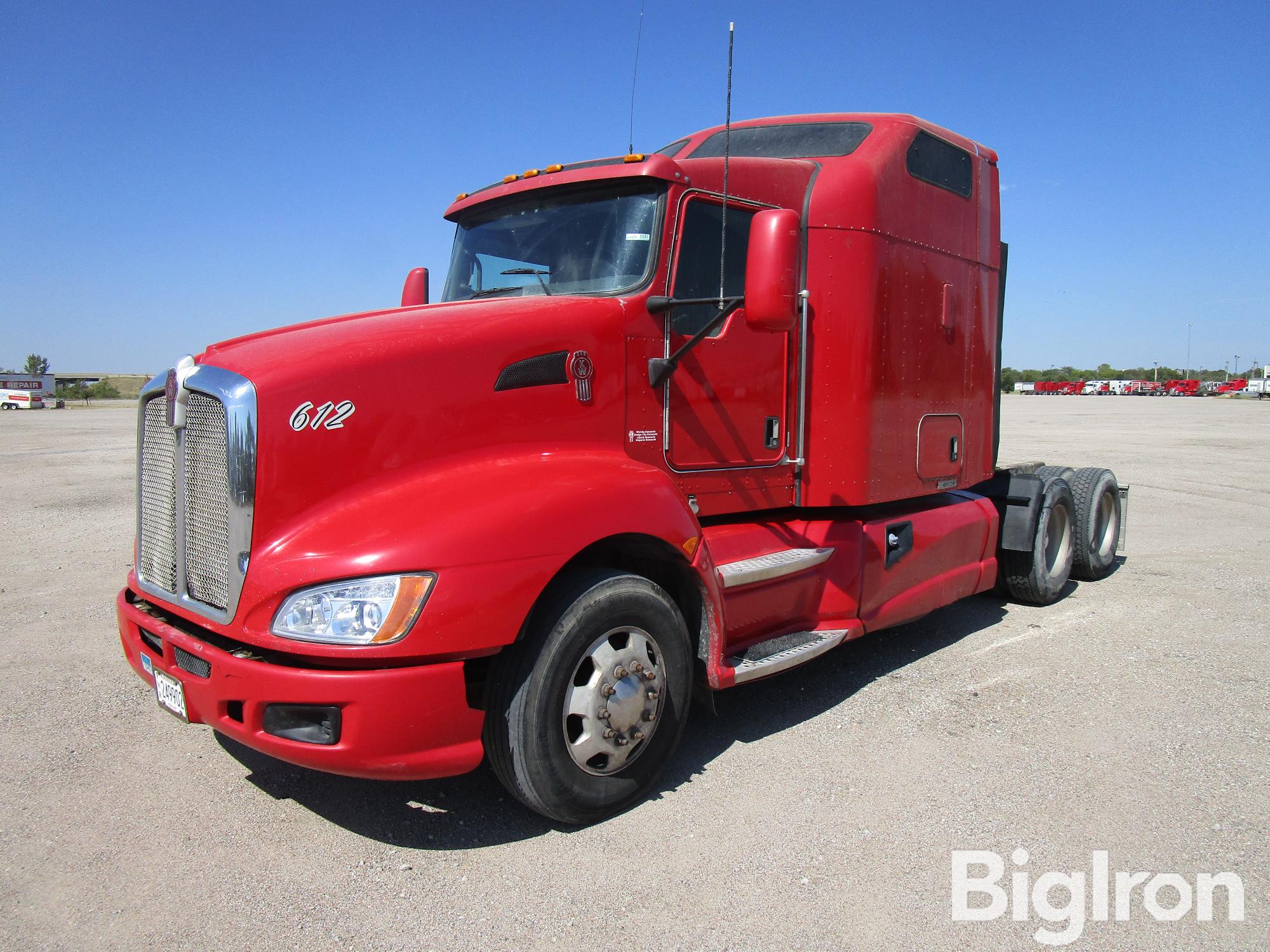 2014 Kenworth T660 T/A Truck Tractor 