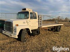 1983 Ford LN700 S/A Flatbed Truck 