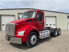 2018 Kenworth T880 T/A Day Cab Truck Tractor 