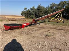 Farm King 861 Auger W/Hopper 