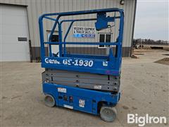 2015 Genie GS-1930 Self-Propelled Electric Scissor Lift 