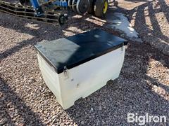 items/30de9b6f59f4ef11a4dd7c1e52419f68/snyder-60-gallon-def-tank_02641bab850e4ee795580818cf9efdf1.jpg