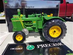 items/30e5cdbb44e8ed11a81c6045bd4cc723/ertlprecisionjohndeeremodel5010tractor_aa394ee37a83458587c2bdd09a510ebc.jpg