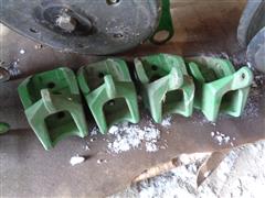 items/30eca776b7c6ed11a81c6045bd4cc723/johndeere1770xprearplanterclosingwheelsandbracketsqty8_3325461ff19b407f9e7d9dffdf87005f.jpg