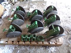 items/30eca776b7c6ed11a81c6045bd4cc723/johndeere1770xprearplanterclosingwheelsandbracketsqty8_b8116e2c229c496786b98d66a55cb258.jpg