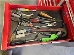 items/30f80db04e77ef11a4e6000d3a62e002/u.sgeneral64167largerollcabtoolboxwithtools_0ff366f9ce4c42b586ccef97764b7c29.jpg