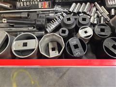 items/30f80db04e77ef11a4e6000d3a62e002/u.sgeneral64167largerollcabtoolboxwithtools_54cbb59efdf74d42adcb302c8bf307ef.jpg