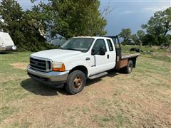 2001 Ford F350 XLT Super Duty 4x4 Extended Cab Flatbed Pickup 