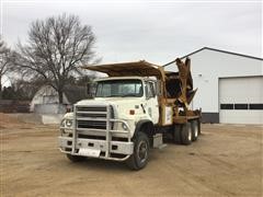 1988 Ford LNT9000 T/A Tree Spade Truck 