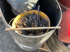 items/3116e502109ced119ac40003fff92901/rebarplasticandmetalcapssteelrods_a6baaf87f7d24bdba9600b06532e6b7d.jpg