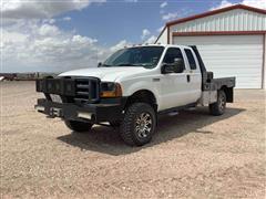 2007 Ford F350 Super Duty 4x4 Extended Cab Flatbed Pickup 
