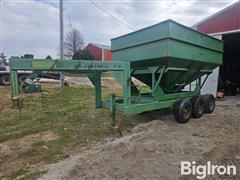 1979 Lashmett Industries GN-15-3-G Gooseneck Tri/A Gravity Box Trailer 